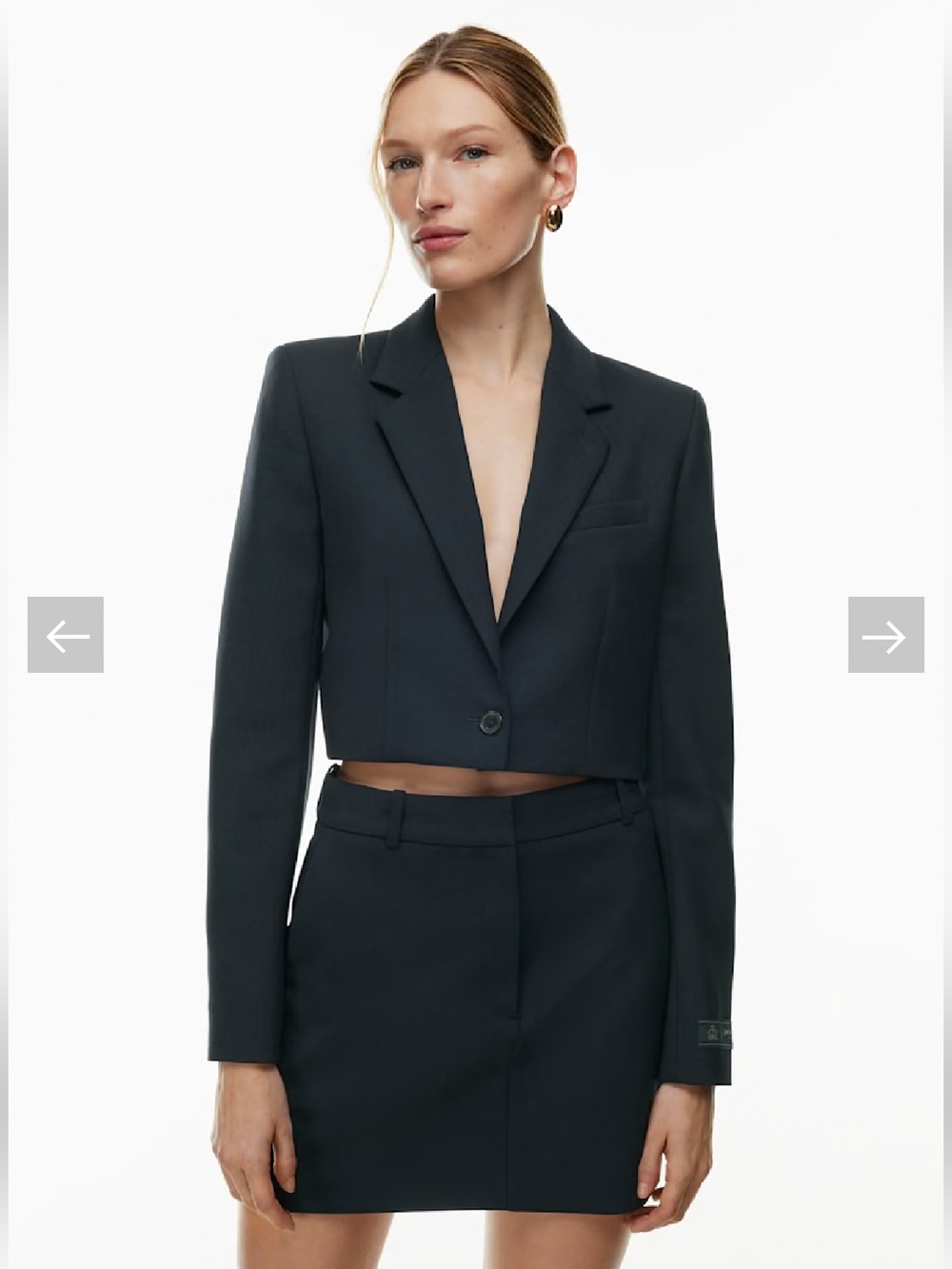 Babaton
Arbus Blazer black Size Small Tailored Structure Business Casual.